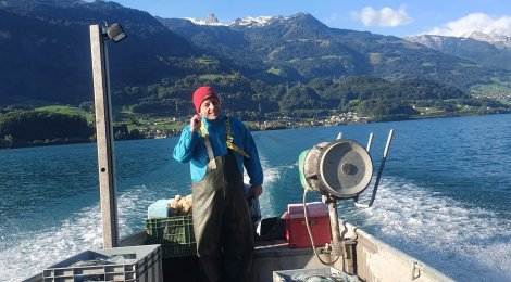 Der fischende Frosch im Schatten der Churfirsten