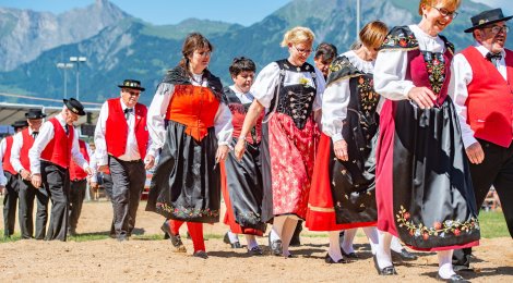 250 Jodler, Alphornbläser und Fahnenschwinger kommen nach Chur