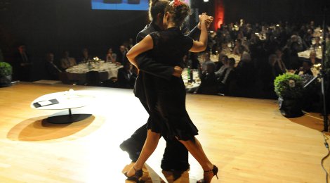 Tango, Engadiner Porträts und rätoromanische Gedichte