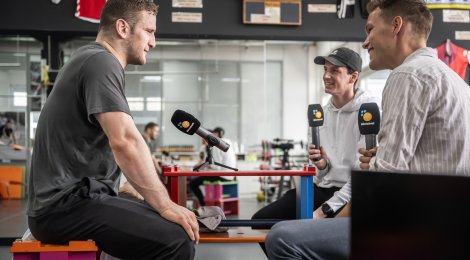 Podcast Hosalupf #1 mit Armon Orlik: «Damit ich über die Strenge schlage, muss eigentlich nicht so viel passieren.»