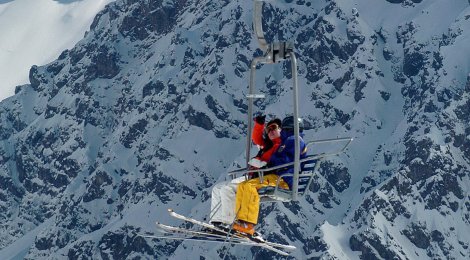 Frühlingsskifahren im Kanton Graubünden