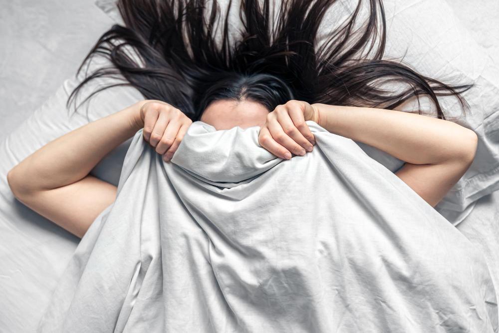 Hohe Temperaturen: Was hilft gegen Schwitzen im Bett?