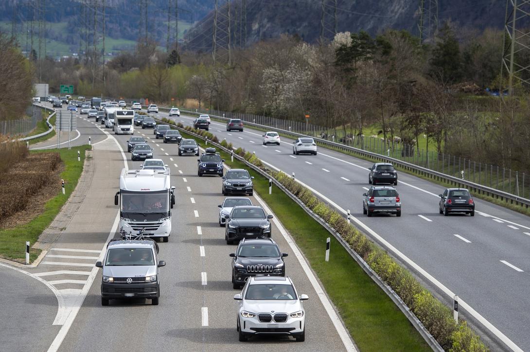 Mit dem Auto in die Ferien: worauf ihr achten müsst