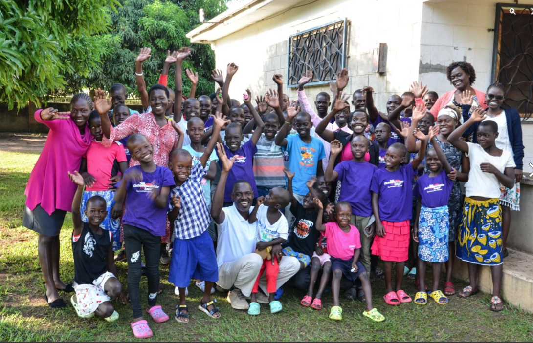 "God Helps Uganda"  (Teil 1)